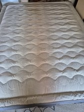 Intex Premaire Dura-Beam king inflatablie bed with USB150 and Blow-Up Pump  