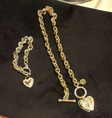 Guess signed silver curb - signed,