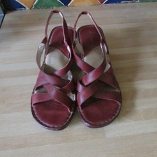 Hush Puppies dark red ladies sandals size 5 vgc