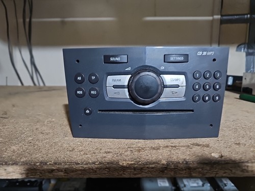 Vauxhall cd30 mp3 gloss - vauxhall, in