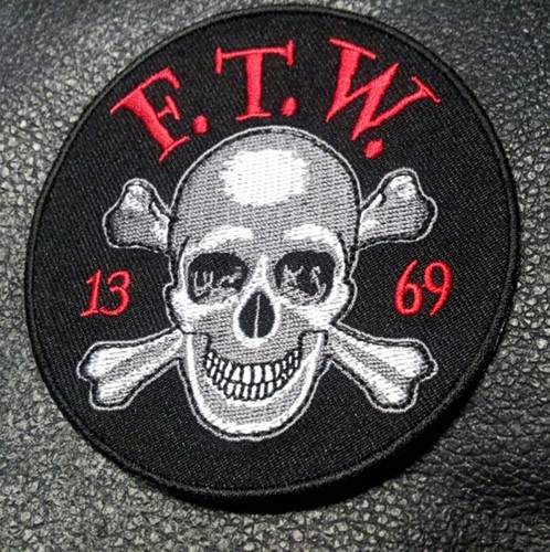 Sons outlaw t w - of, skull