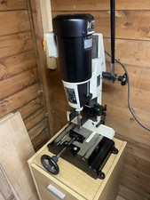 Axminster Swivel & Tilt Bench