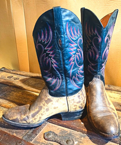 Men size villano - size, snake