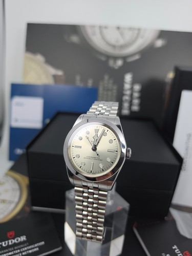 Tudor black bay ref - tudor,