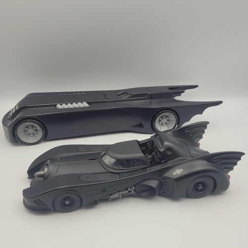 Batmobile diecast plastic - batmobile, &