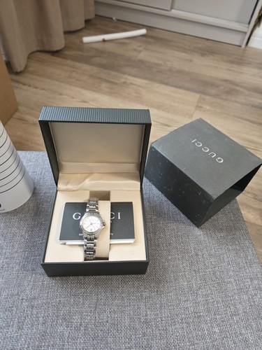 Gucci 9040l ladies watch - gucci,