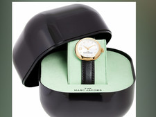 MARC JACOBS the Round Watch