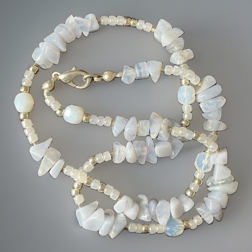 Blue lace agate chip natural - blue,