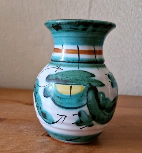 Tintagel pottery dragon eye - "dragon, eye"
