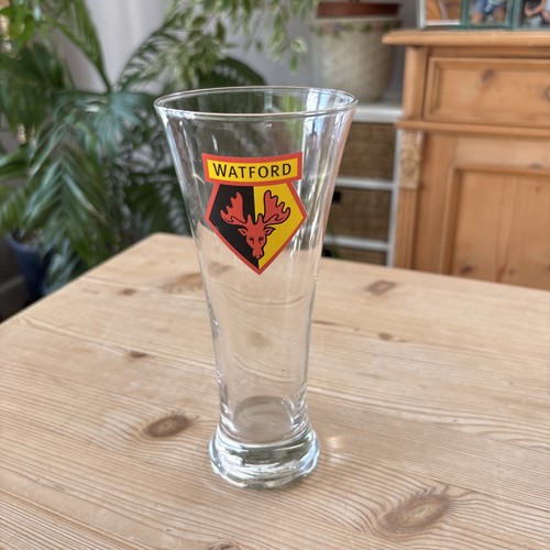 Watford crest 2 pint - watford, 1/2