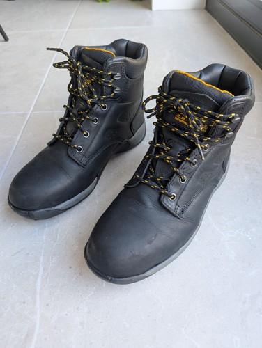 Dewalt bolster safety boots - dewalt,