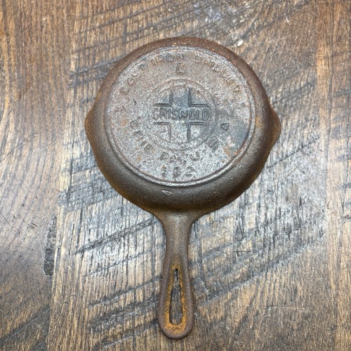 Griswold cast iron pan - griswold,