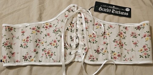Scarlet darkness nwt medieval - scarlet,