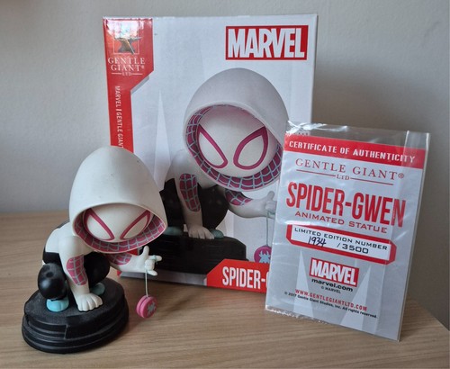 Spider gwen gentle giant - gentle,