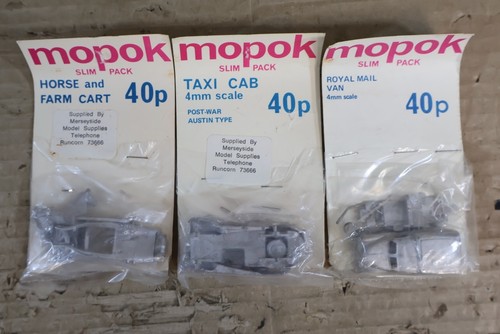 Mopok scale austin taxi cab - mopok,