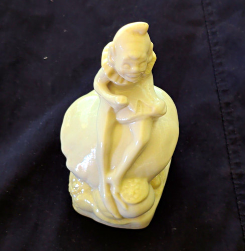 Vintage belleek all - belleek, all-ivory