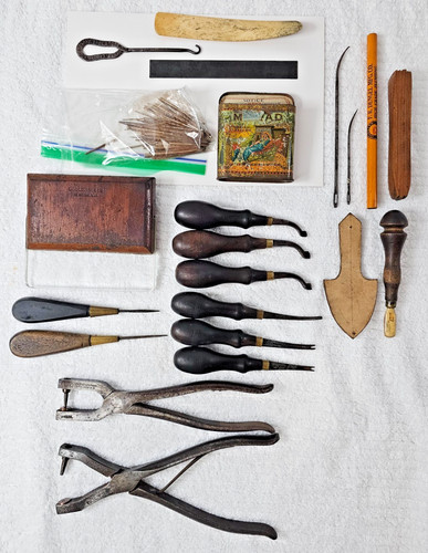 Antique henry gomph cobbler - henry, h