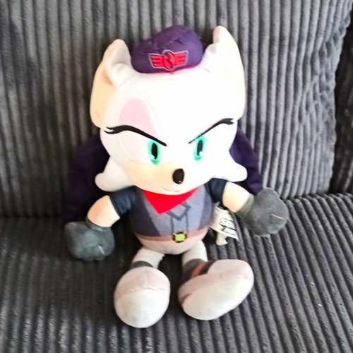 Sega sonic the - the, rouge