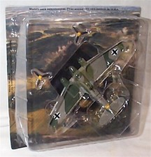 Heinkel He111 H-6 Germany 1:144 Scale Model with stand new