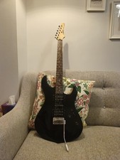 Yamaha Erg 121 Electric Guitar