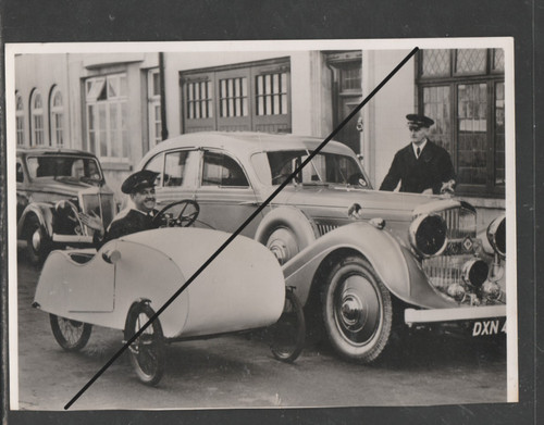 Photograph beating the petrol - photograph,