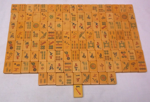 Antique mahjong 129 piece - 129,
