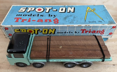 Triang spot erf 68g - spot, flat