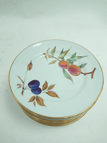 Royal worcester evesham gold - worcester,