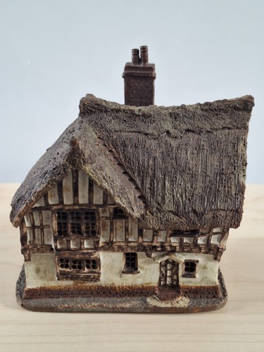 Handmade studio pottery tudor - handmade,