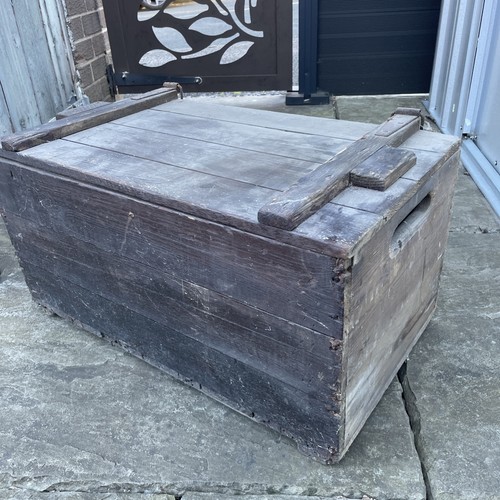Vintage solid wood tool - tool, chest