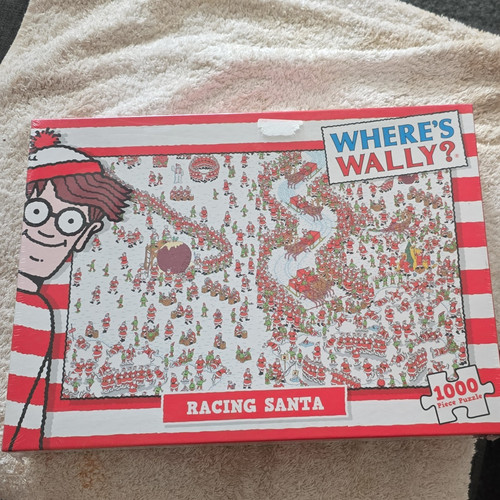 Where wally racing - where's, santa