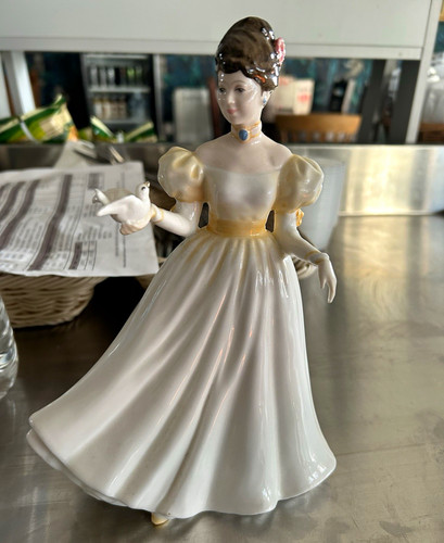 Royal doulton kathleen hn3609 - doulton,
