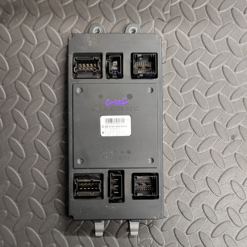 Mercedes benz front sam - ,