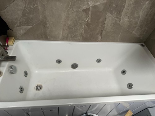 Jacuzzi bath 1500mm - x, 600mm
