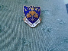 1978 BELFAST NORTHERN IRELAND LOYAL ORANGE WIDOWS FUND - ENAMEL PIN BADGE