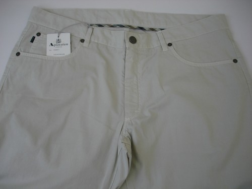 Aquascutum beige chester jean - aquascutum,