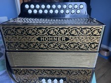 HOHNER MELODEON IN GOOD CONDITION