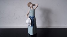 Lladro Girl Summer Hat Figurine Green & Blue White Flower Condition Dated 1978