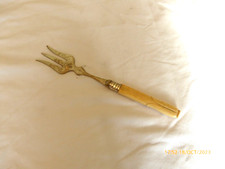 VERY NICE SILVER PLATE   BREAD CRUMPET TOASTING FORK. CARVED BOVINE HANDLE