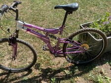 Universal Adult Gents Mountain Bike, 26" Wheels