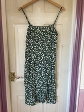 Women’s Motel green floral summer dress size medium