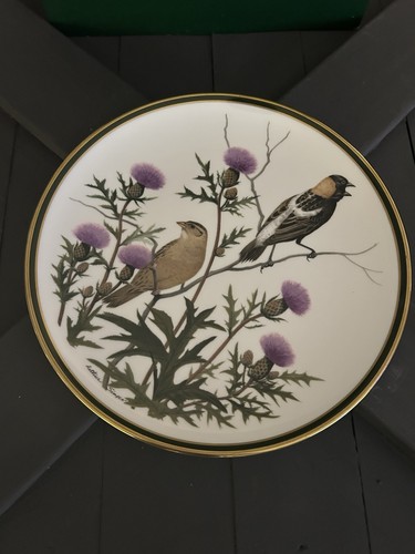 Porcelain decorative plate