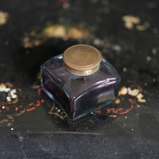 Antique Inkwell Square Cut