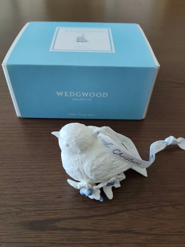 Wedgwood robin christmas - robin,