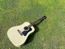 Guild D25 1990s - Rare White Finish