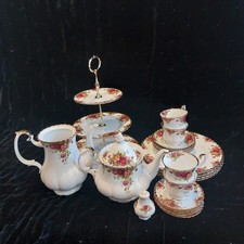 Vintage Royal Albert Old Country Roses Tea Set Dinnerware
