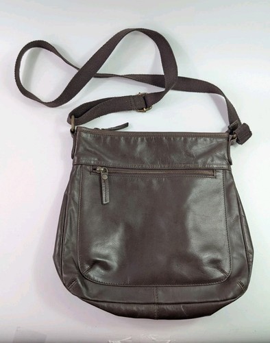 Fat face large brown leather - face,