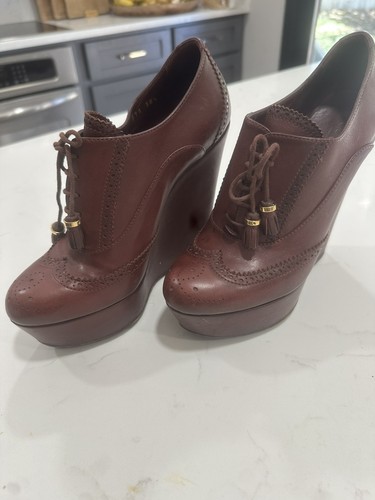 Gucci ladies leather - gucci,