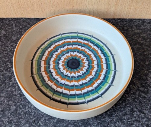 Hornsea muramic pin dish - pin, ~
