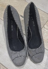 Fiore wide fit court shoes - wide,